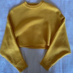 Aritizia Wilfred Cropped Yellow Sweater